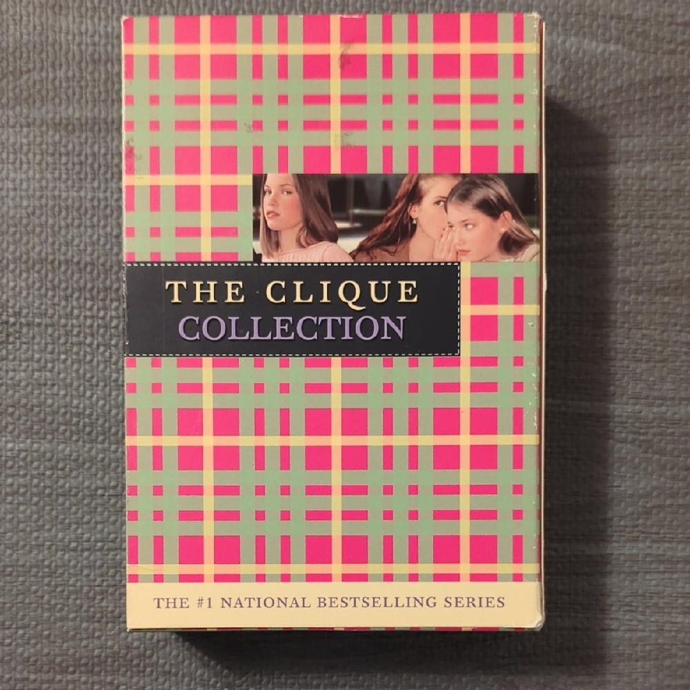 The Clique Collection Book Set